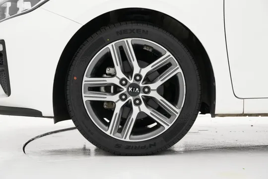 Kia Cerato (K3)