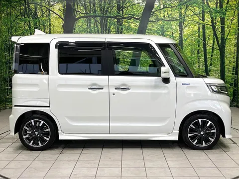 Suzuki Spacia Custom