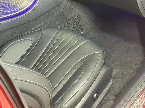 Mercedes-Benz Mercedes-Benz CLS