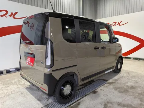 Honda N-BOX Joy