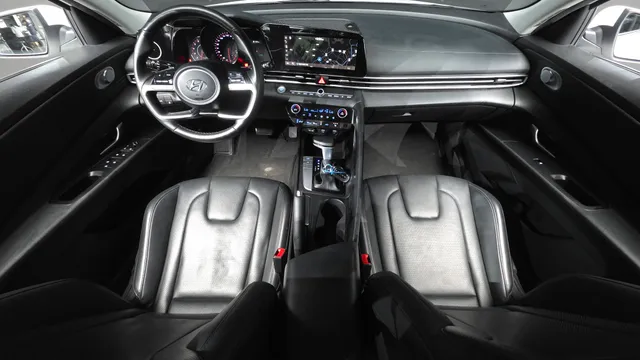 Hyundai Elantra (Avante)