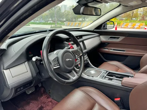 Jaguar XFL