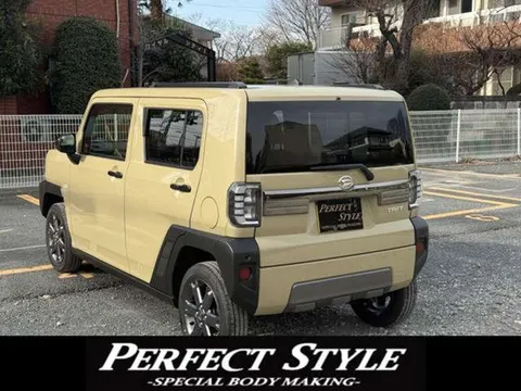 Daihatsu Taft