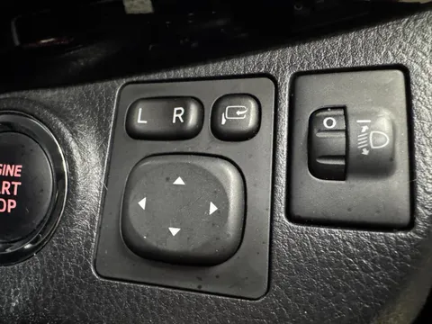 Toyota Yaris (Vitz)