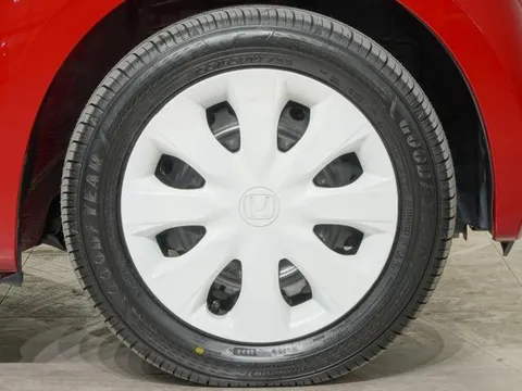 Honda N-BOX Slash