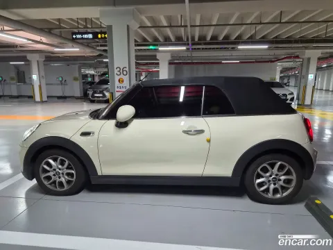 MINI Cooper Convertible