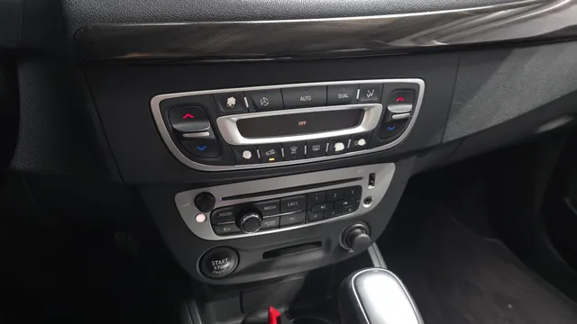 Renault SM3