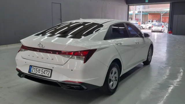 Hyundai Elantra (Avante)