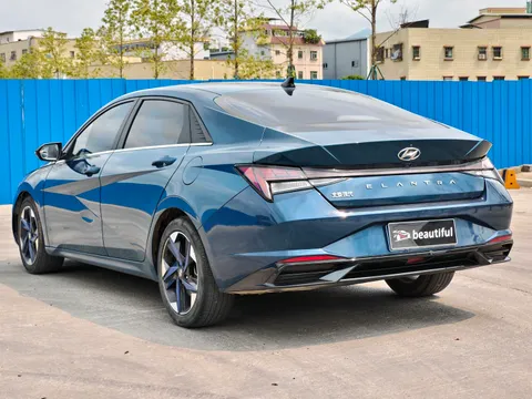 Hyundai Elantra (Avante)