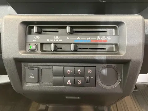 Daihatsu Hijet Truck