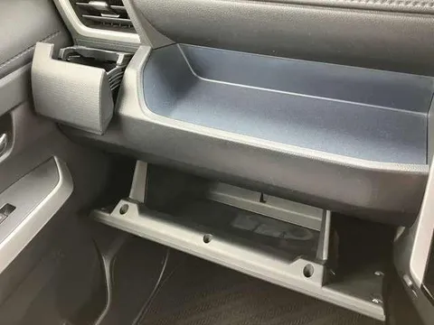 Subaru Justy Minivan