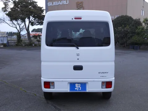 Suzuki Every