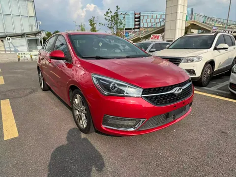 Chery Arrizo 5