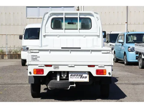 Nissan Clipper Truck