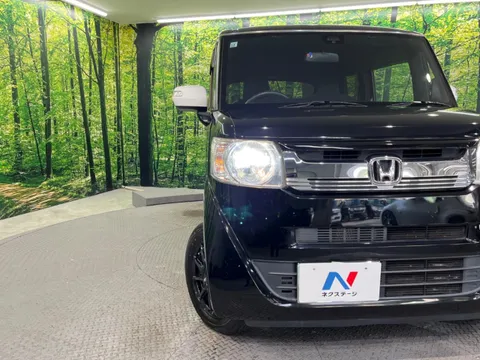 Honda N-BOX Slash