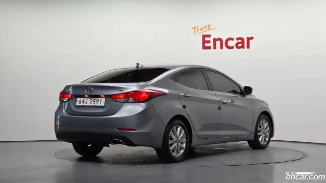 Hyundai Elantra (Avante)