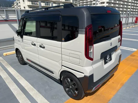 Suzuki Spacia Gear