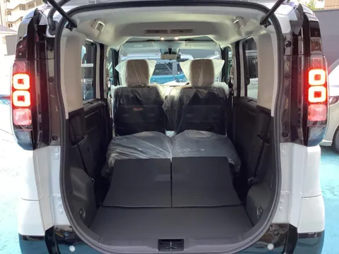 Mitsubishi Delica Mini