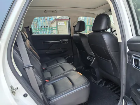 Geely Haoyue