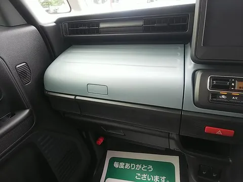 Suzuki Spacia Base
