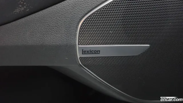 Genesis G90 (EQ900)