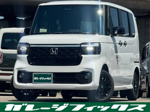 Honda N-BOX Custom