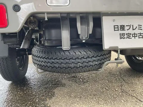 Nissan Clipper Truck
