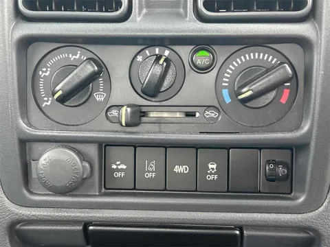 Nissan Clipper Truck