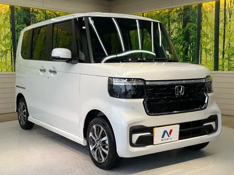 Honda N-BOX Custom