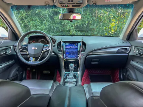 Cadillac ATS-L