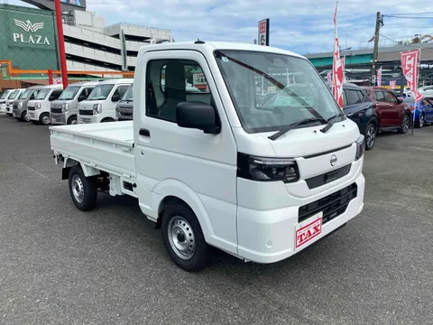 Nissan Clipper Truck