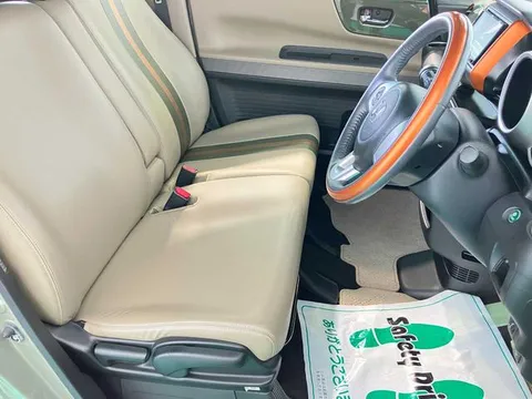 Honda N-BOX Slash