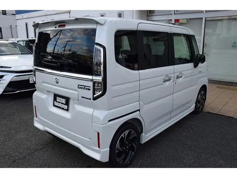 Suzuki Spacia Custom