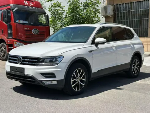 Volkswagen Tiguan L