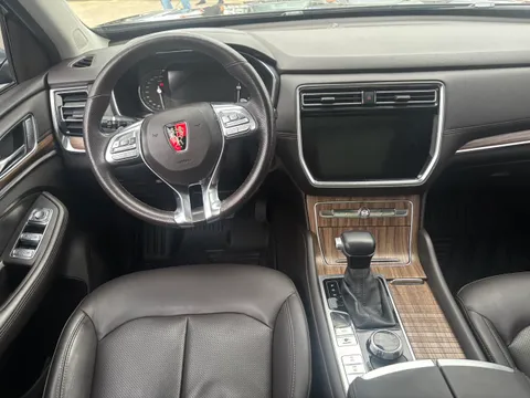 Roewe RX8