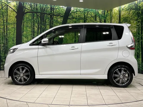 Mitsubishi eK Custom