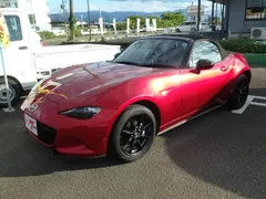 Mazda MX-5 (Roadster)