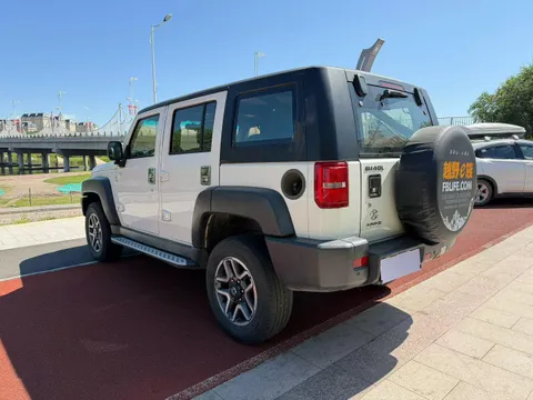 BAIC BJ40