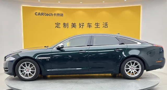 Jaguar XJ