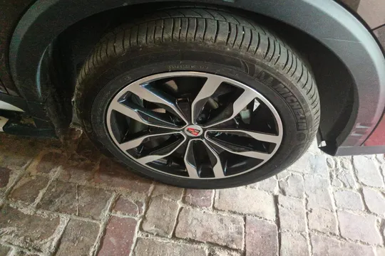 Roewe RX5