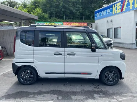 Suzuki Spacia Gear