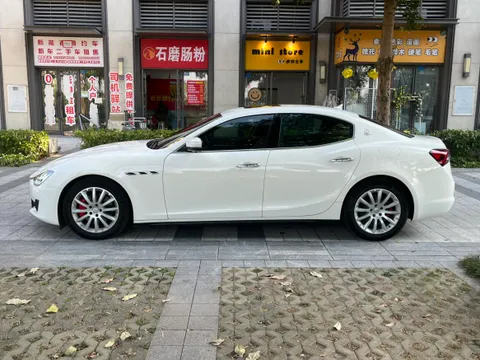 Maserati Ghibli