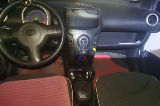 BYD F0