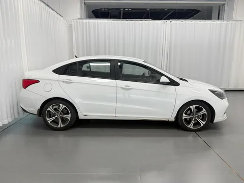 Chery Arrizo 5