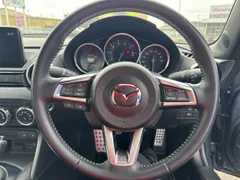 Mazda MX-5 (Roadster)