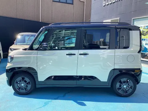 Mitsubishi Delica Mini