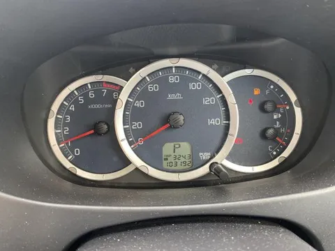 Nissan KIX