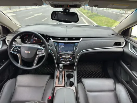 Cadillac XTS
