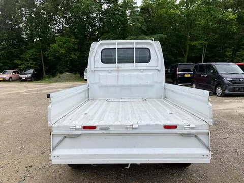 Nissan Clipper Truck