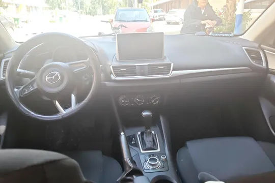 Mazda Mazda 3